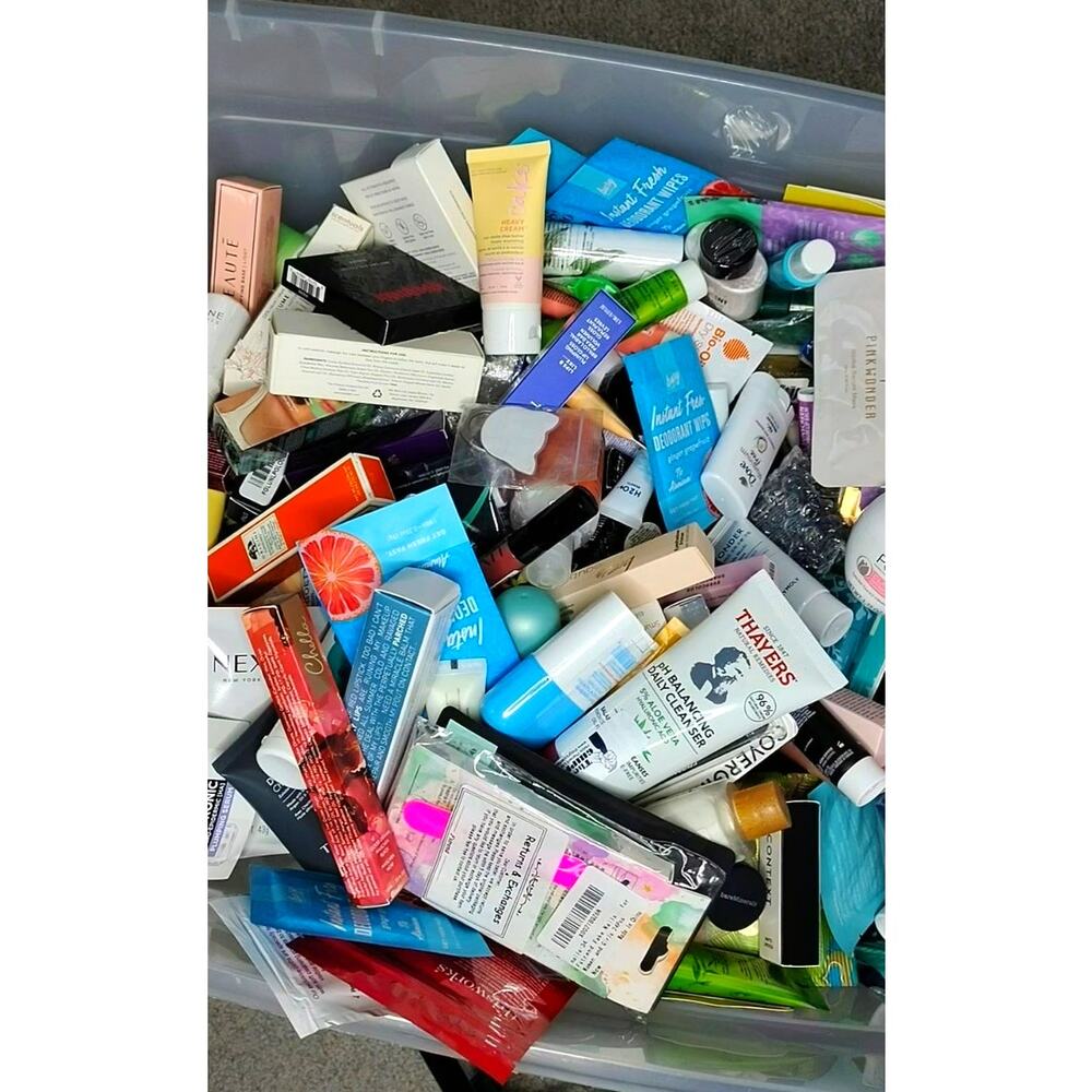 Beauty Makeup Hygiene Nail Lips Skincare Hair care Bulk Box Lot of 50 Mix Travel - Picture 4 of 4